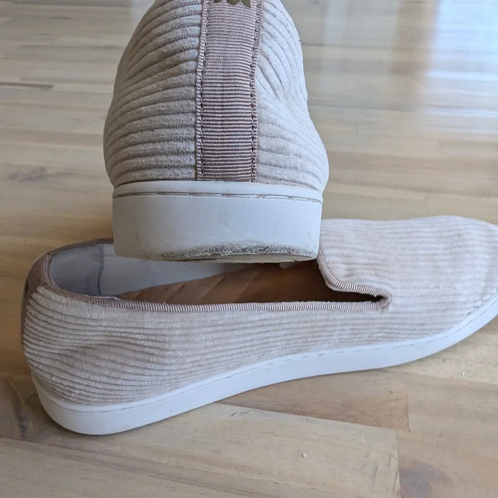 Birdies Swift Slip On Sneakers‎ Tan Corduroy Loafers Flats Womens 8.5